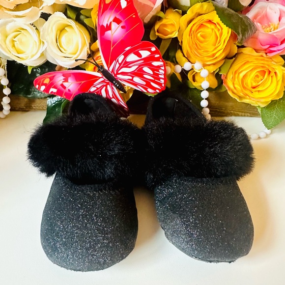 UGG Other - Baby girl Ugg shoes very soft enough confortable!